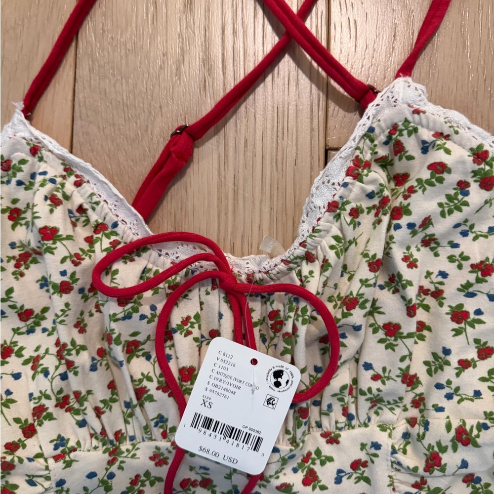 Free People Top NWT - Picture 2 of 2